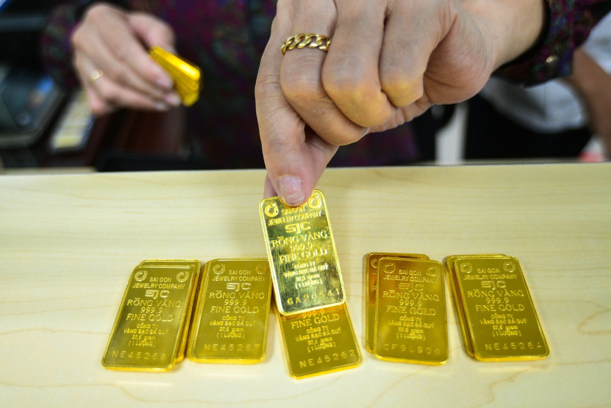 Gold Market Enters A New Era Of Openness, Oversight 9 Gold Market Enters A New Era Of Openness, Oversight hình ảnh 9